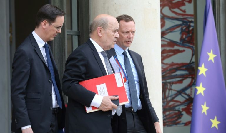 باريس تعلن أنها تكثف جهودها لتجنيب أربعة فرنسيين عقوبة الإعدام في العراق