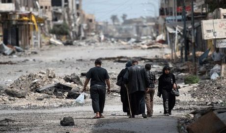 وزير الهجرة والمهجرين يعلن عودة نحو 122 الف نازح الى مناطقهم المحررة في الموصل