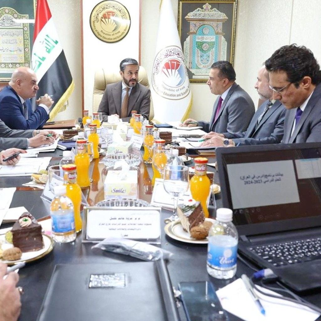 وزير التعليم يعلن إطلاق النسخة الجديدة لبرنامج ادرس في العراق في آذار المقبل