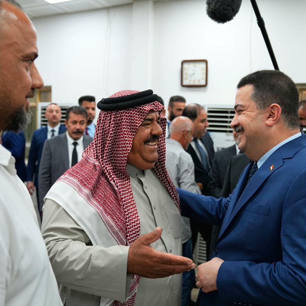 رئيس الوزراء يؤكد ضرورة التحول الكامل للأتمتة والعمل الإلكتروني بدوائر العدل