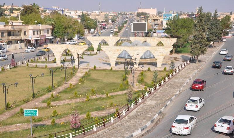قلة حركة العجلات في الجانب الايمن بمدينة الموصل بسبب انعدام الوقود 