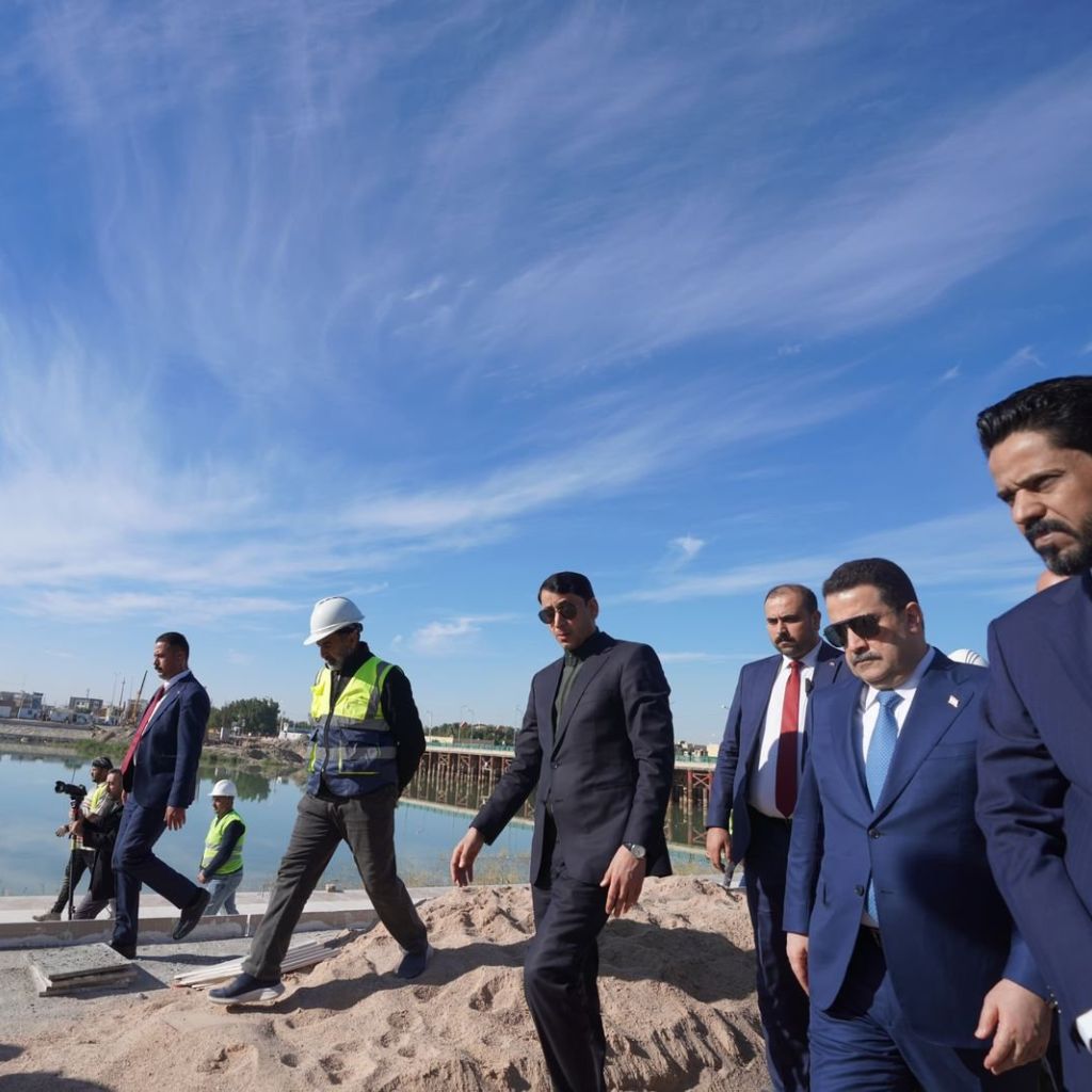 ‏ رئيس الوزراء يتابع أعمال مشروع كورنيش الناصرية وتأهيل جسر شهداء الزيتون
