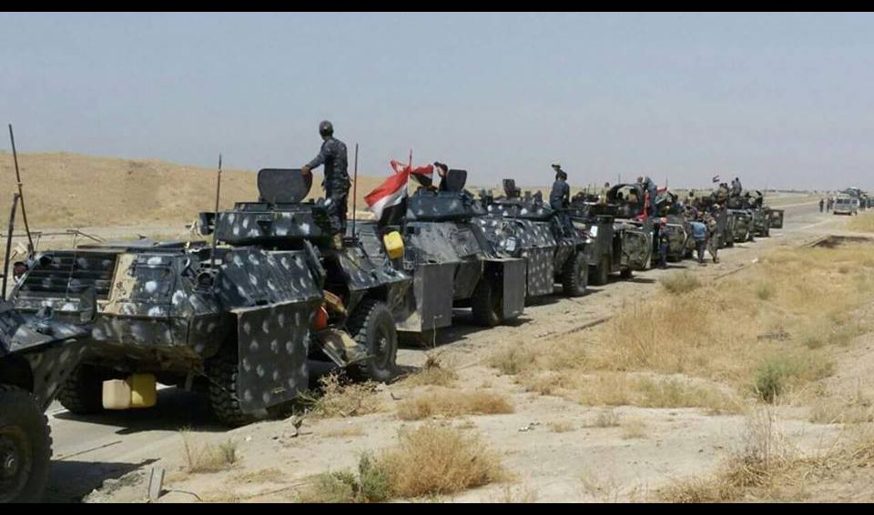 القوات العراقية تقتل 4 قناصين وتكثف من قصف مقرات داعش بمحيط “جامع النوري” بأيمن الموصل
