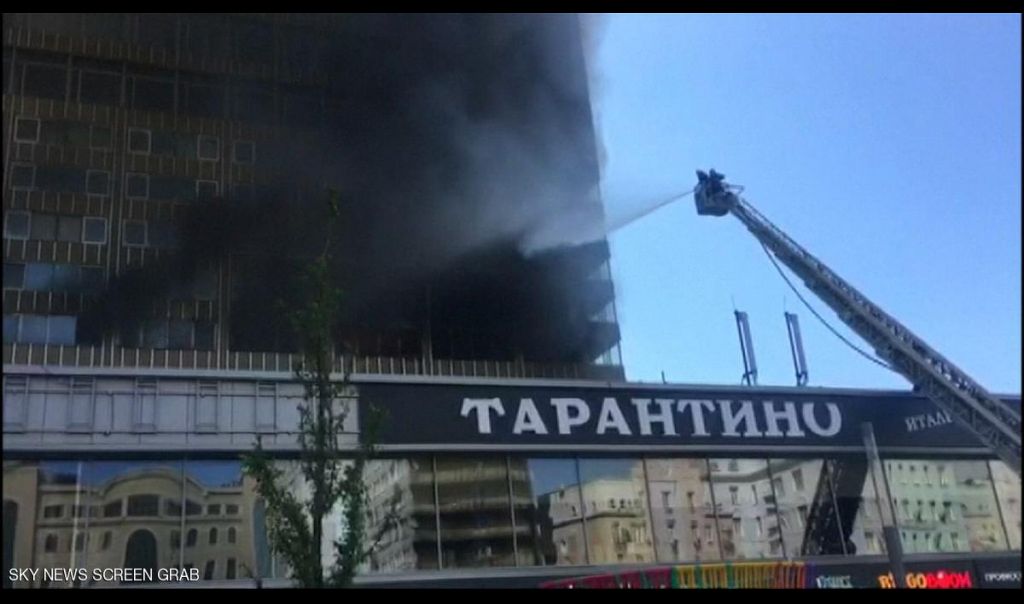 حريق في ناطحة سحاب بموسكو