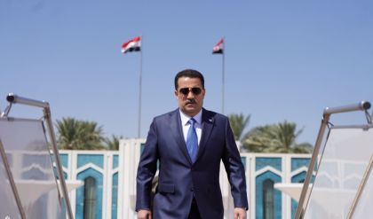 رئيس الوزراء يغادر العاصمة بغداد متوجهاً إلى هولندا في زيارة رسمية