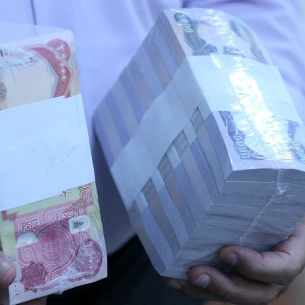 العمل تدرس تمديد سداد القروض التنموية لتخفيف العبء عن المستفيدين