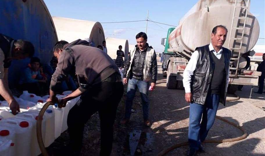 الهجرة: توزيع اكثر من 176 الف لترا من النفط للنازحين جنوب الموصل