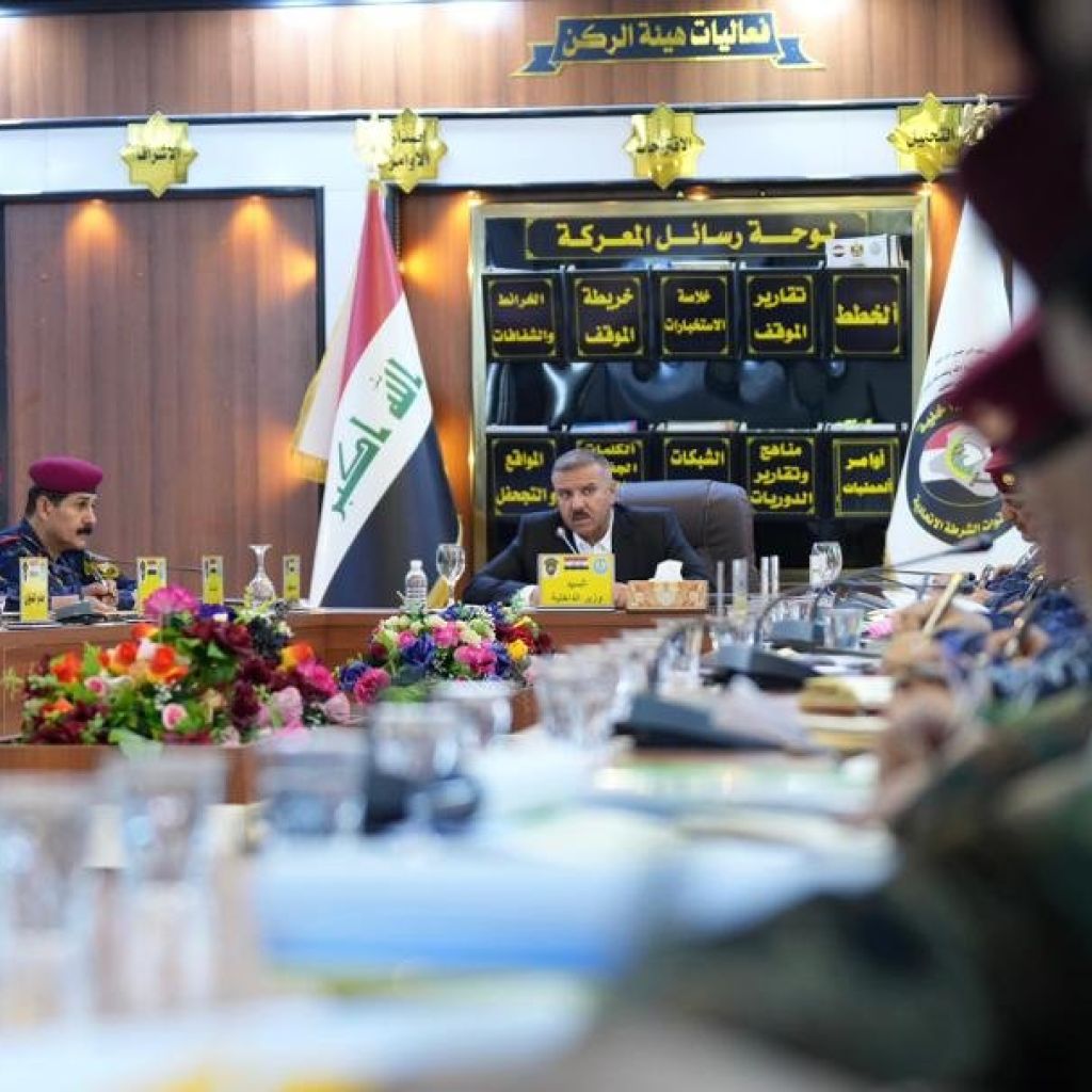 وزير الداخلية يوجه بتوفر الأجواء الآمنة والمناسبة للمواطنين خلال الاستحقاق الانتخابي