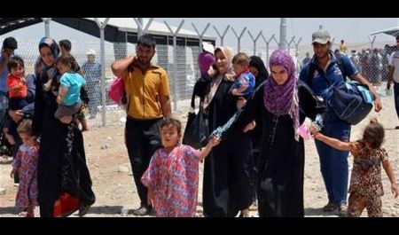 الهجرة تعيد 231 نازحا من تركيا الى الساحل الايسر في الموصل
