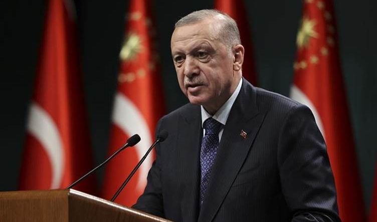 إردوغان يؤكد إجراء الانتخابات في تركيا بأيار المقبل