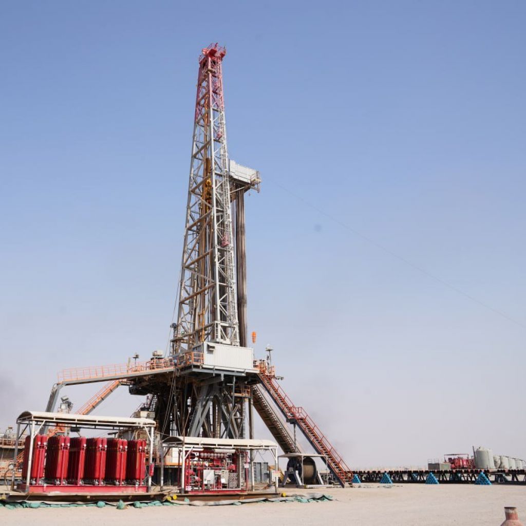النفط: إنجاز حفر بئر نفطية جديدة بعمق 3547 متراً