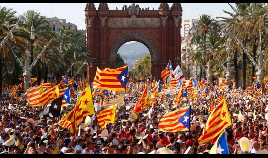 مظاهرات في كتالونيا بعد سجن الزعيمين
