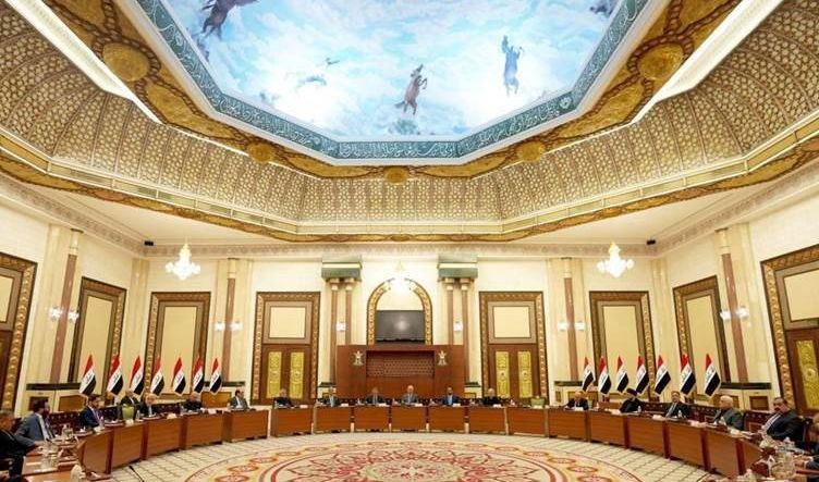 بدء اجتماع الكاظمي مع قادة الأطراف العراقية