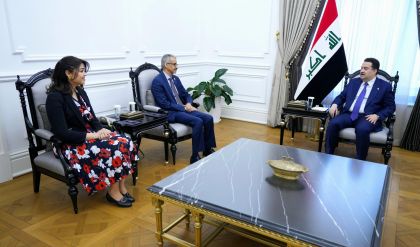 رئيس الوزراء يؤكد رغبة الحكومة التعاون مع منظمة الألسكو بمجال تدريب المعلمين