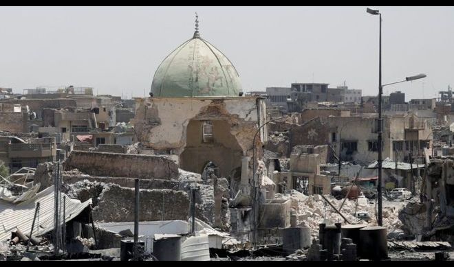 استسلام العشرات من مسلحي داعش لجهاز مكافحة الارهاب في الموصل القديمة