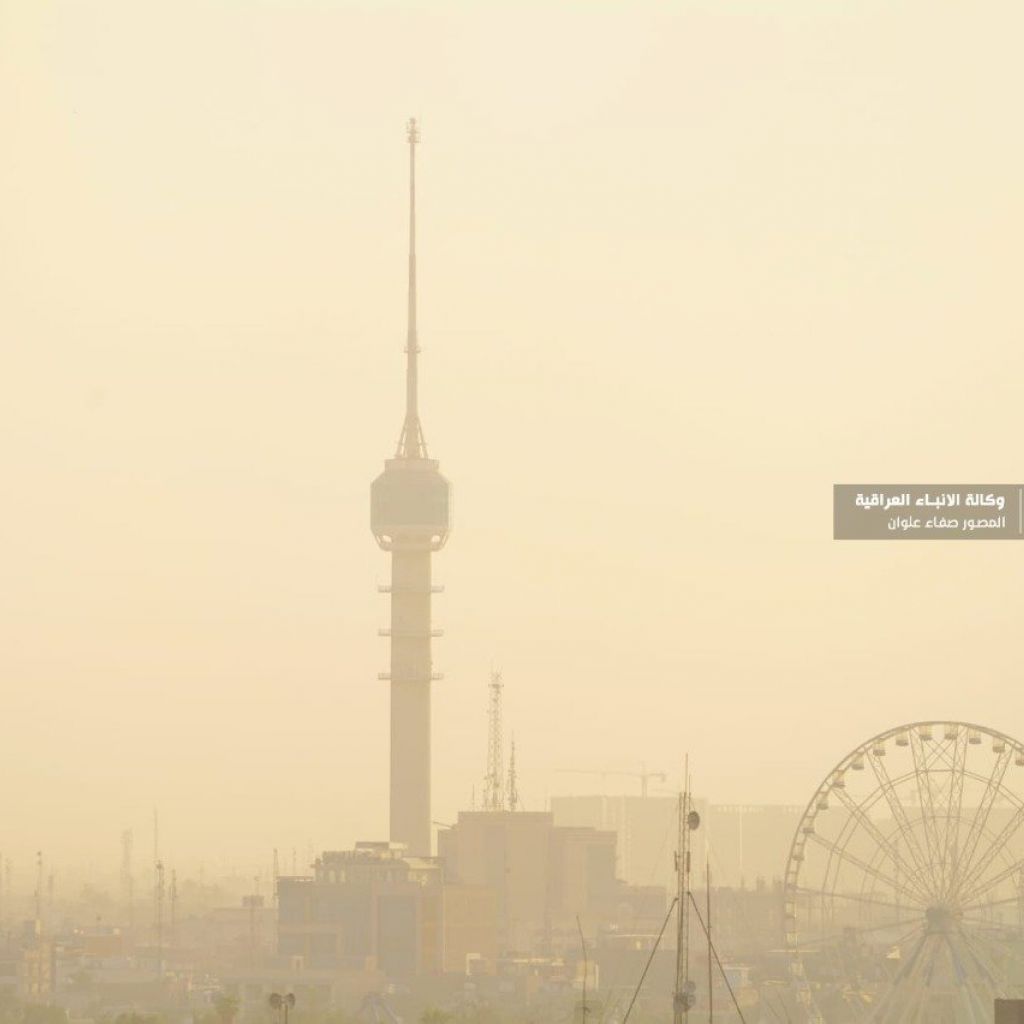 طقس العراق.. غبار وانخفاض في درجات الحرارة غداً