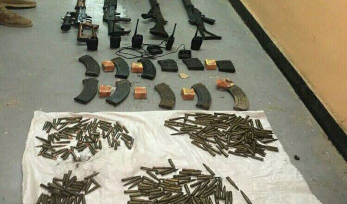 العثور على اسلحة متنوعة تعود لـ”داعش” شمالي الرمادي
