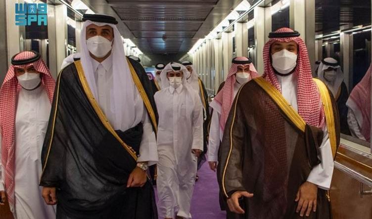 أمير قطر يجري ثاني زيارة للسعودية منذ إعادة العلاقات بين البلدين