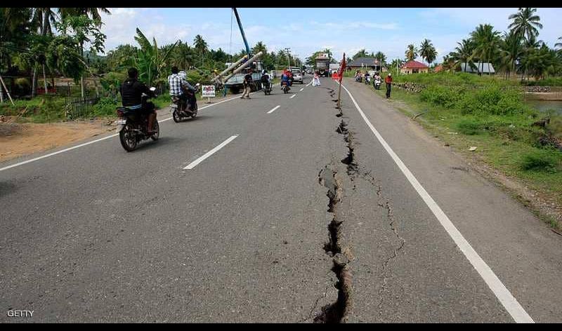  زلزال إندونيسيا يغير سطح جزيرة لومبوك