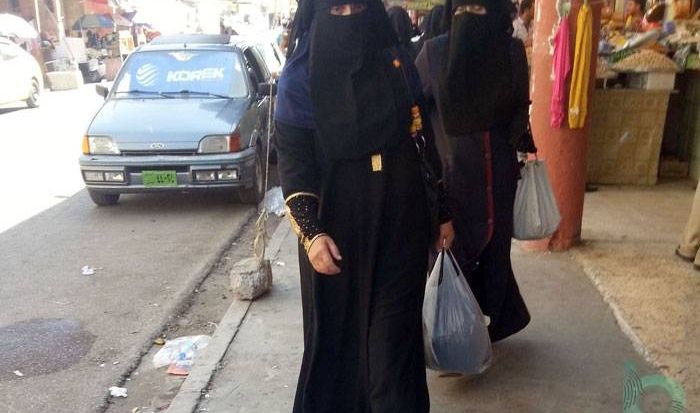السلطات الأمنية العراقية تمنع ارتداء النساء النقاب في شوارع الموصل