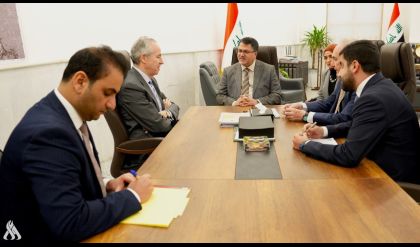 رئيس هيئة الاستثمار يؤكد التزام الحكومة العراقية بتعزيز قدرات القطاع الاقتصادي