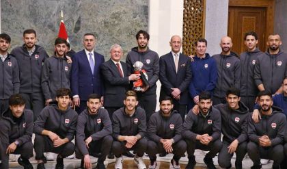 رئيس الجمهورية: لاعبو المنتخب الوطني أصبحوا رمزاً للشباب العراقي