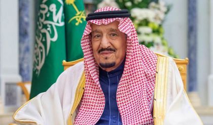العاهل السعودي يصدر أوامر ملكية تشمل تنصيب وزير جديد للاقتصاد وتعيين ابن الملك مستشاراً له