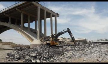 البدء بإعادة إعمار الجسر الثالث في الموصل