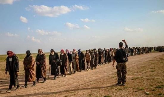  عمليات نينوى ترفض نقل نازحين من سوريا للعراق: معظمهم زوجات وأولاد داعش 