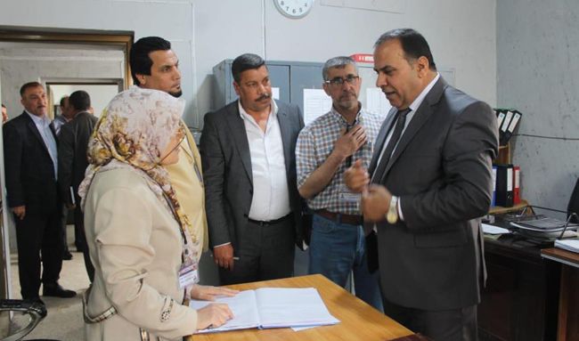 مدير عام الغذائية يتفقد مخازن الشركة في الموصل ويطلع على اليات تجهيز المواطنين
