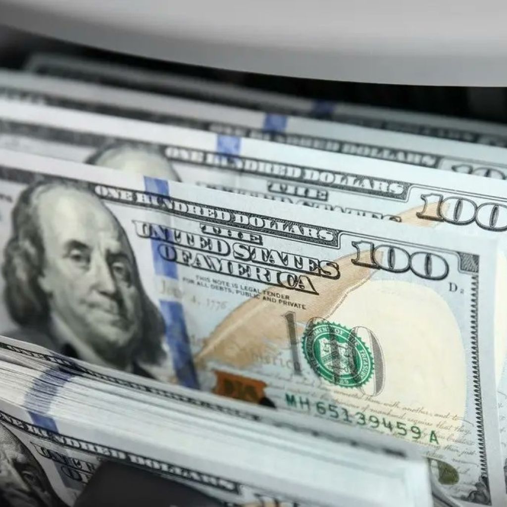 البنك المركزي يقرر بيع 2000 الدولار لكل حاج وبسعر الصرف الرسمي
