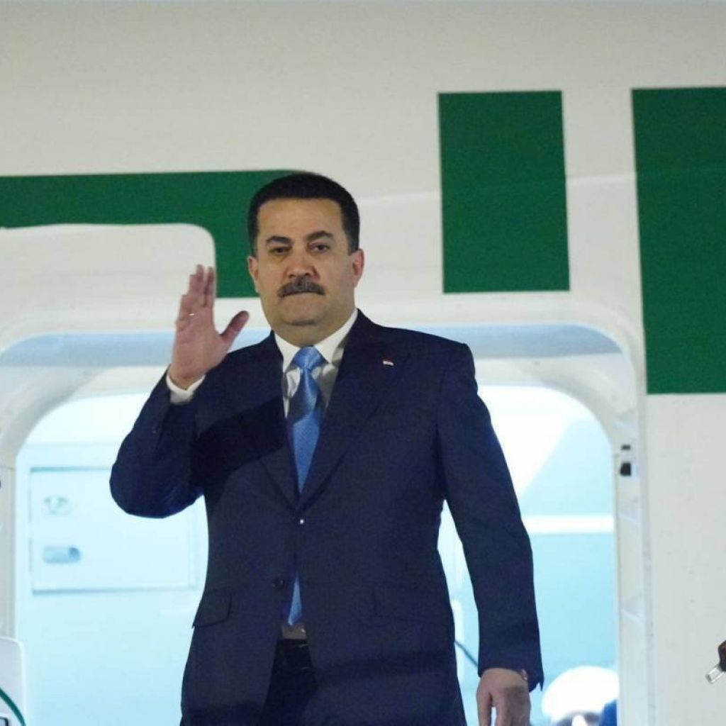 رئيس الوزراء يعود إلى بغداد بعد مشاركته في حفل افتتاح معرض إكسبو قطر