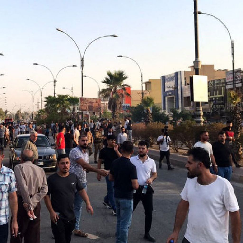 العراق ...رفع حظر التجوال وفتح طريق كركوك أربيل