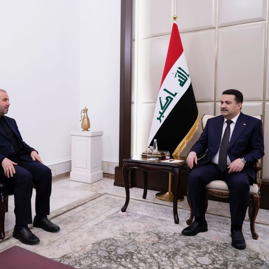 رئيس الوزراء يؤكد منهج العراق الثابت الداعي إلى الشراكة والتنسيق بين دول المنطقة