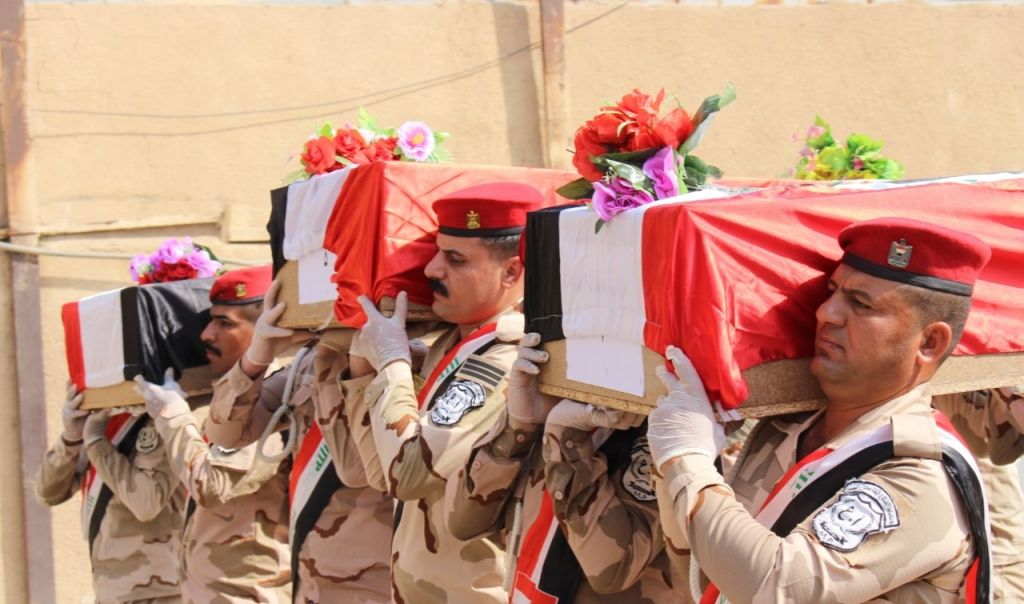 العراق وايران يتبادلان رفات جنودا قتلوا ابان الحرب قبل 30 عاما