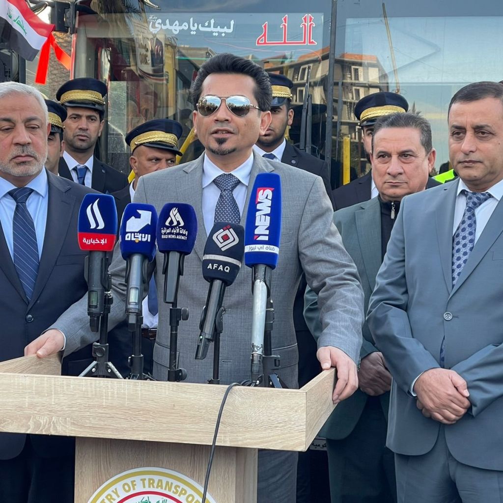 وزير النقل يعلن افتتاح خط جديد للنقل العام يمر بخمس مناطق في بغداد